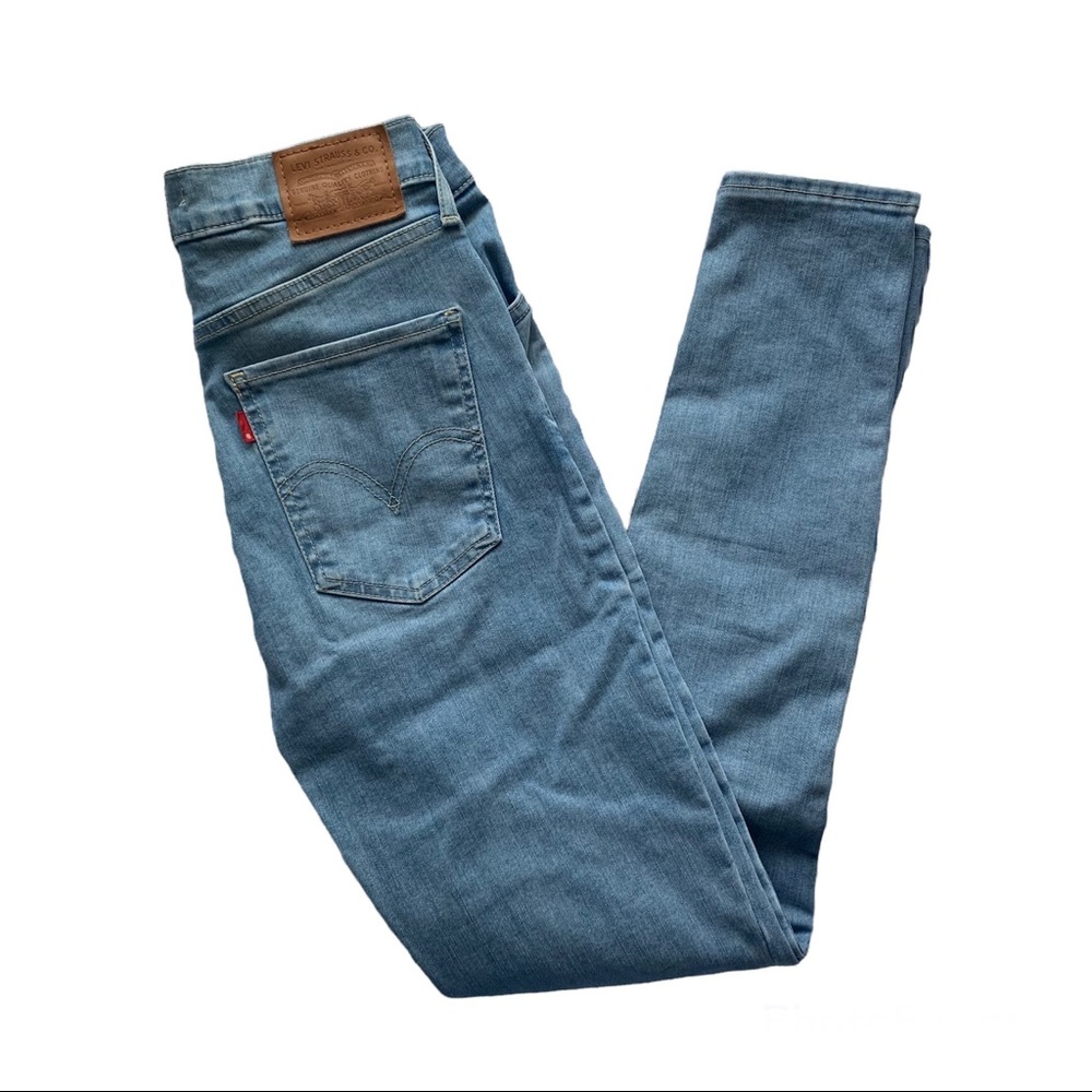 levi’s mile high super skinny in a light wash